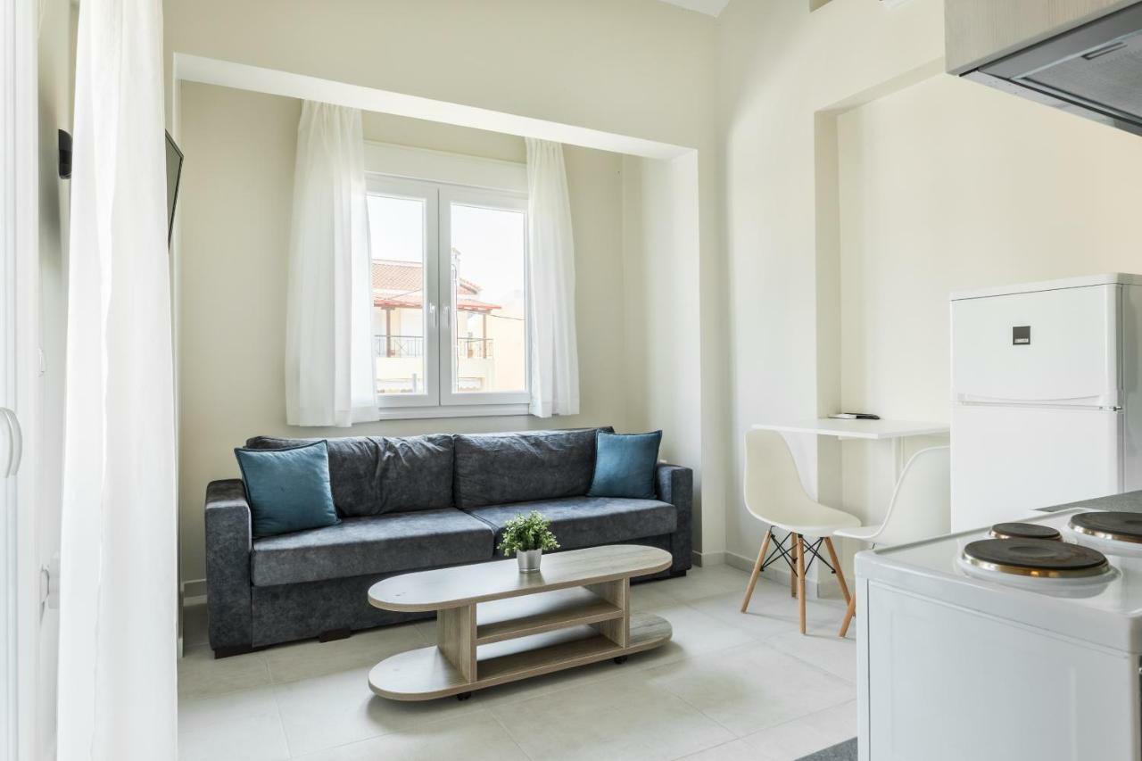 V Luxury Apartments 시비리 외부 사진