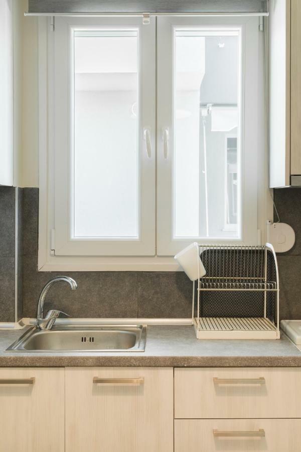 V Luxury Apartments 시비리 외부 사진