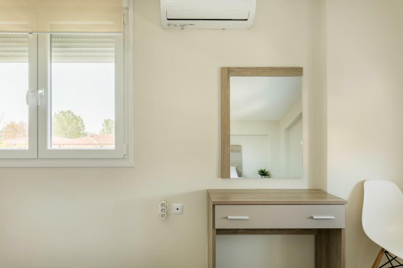V Luxury Apartments 시비리 외부 사진