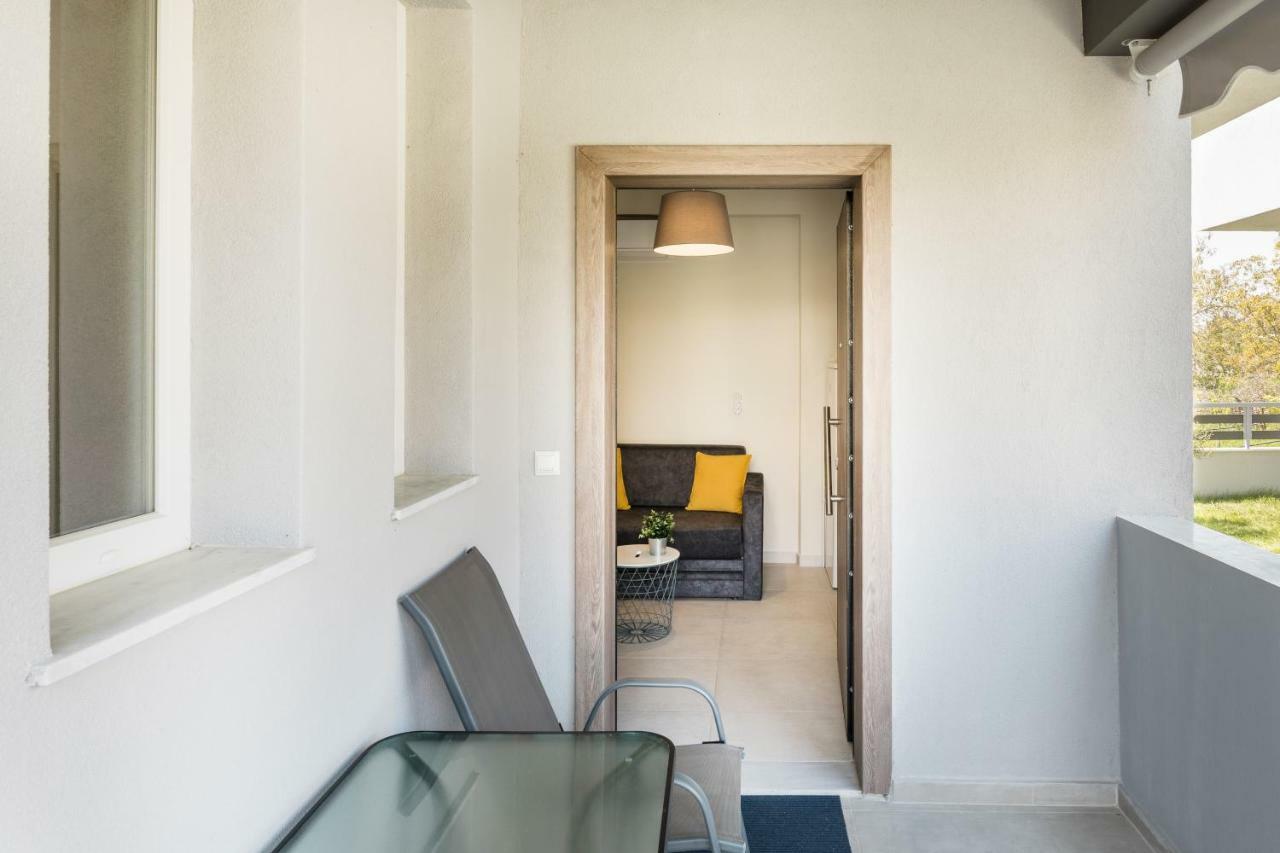 V Luxury Apartments 시비리 외부 사진